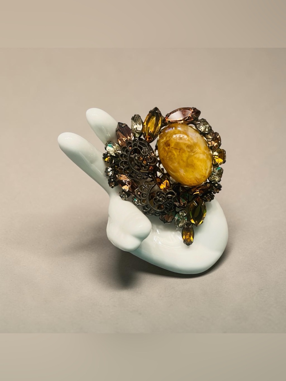 Alice Caviness Unsigned Brooch